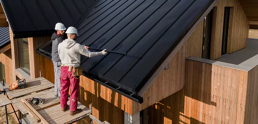 Metal Roof Maintenance in San Marcos